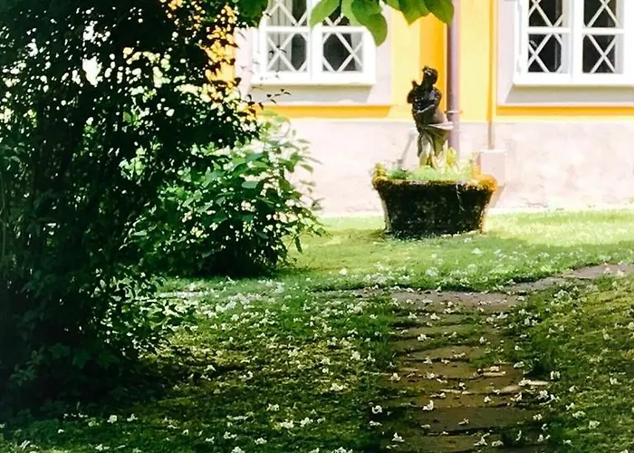 Schloss Rauchenbichl *